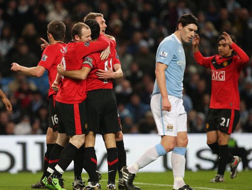 段昂君轰5记三分独得18分，第三节连得8分率队化险为夷（段昂君5记三分砍下18分，第三节连得8分带队化险为夷）