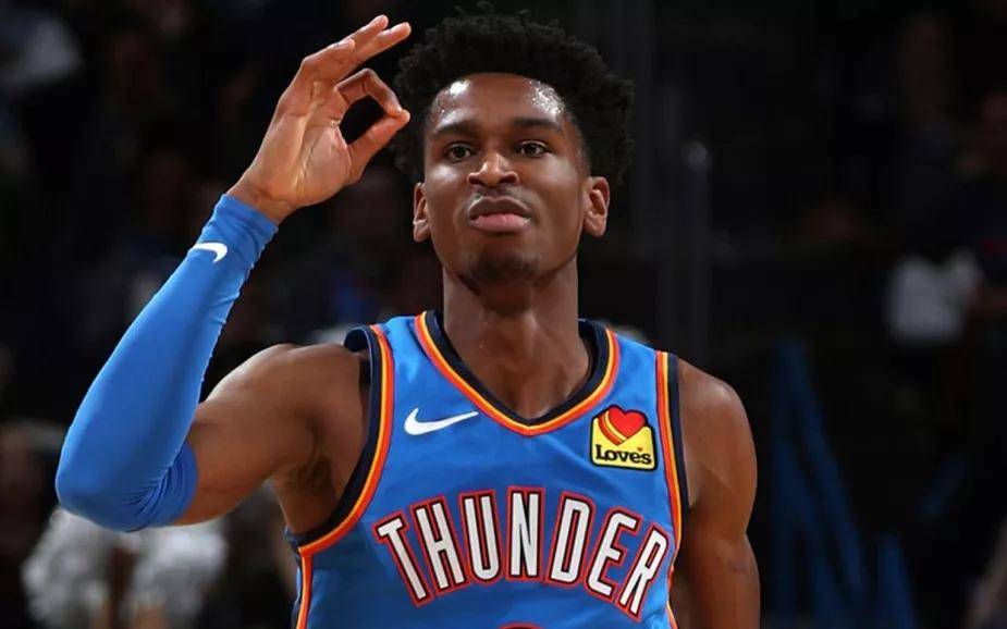 埃奇库姆：球队三位核心都告诉我要保持侵略性 我就是做我自己（埃奇库姆：三名核心球员叮嘱我保持进攻性，我坚持做自己）