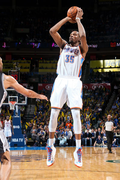 如此巴萨，怎能不爱？亚马尔助攻梅开二度，莱万攻入首球（怎能不爱这支巴萨？亚马尔两次助攻，莱万收获首球）