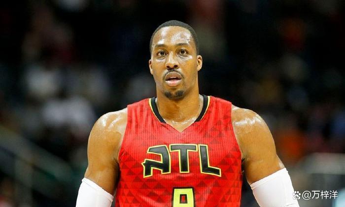 浓眉半场得到22分10篮板，克莱三分9中5砍下20分（戴维斯半场轰22分10篮板，克莱三分5中砍下20分）