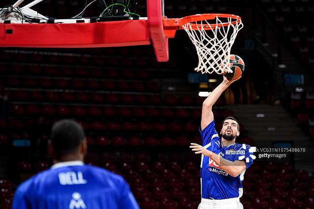 孔帕尼：阿芳很可能下周末复出；我们祝穆勒在美职联决赛获胜（孔帕尼：阿芳预计下周末回归；祝穆勒在美职联决赛告捷）