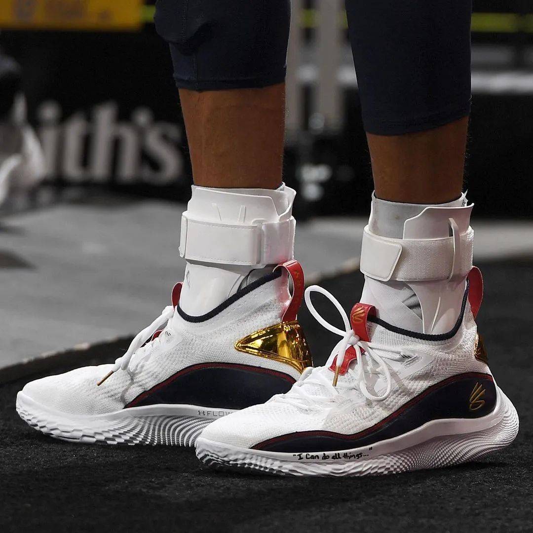 马丁内斯：C罗被罚下主要因为他太有激情；我们必须自我批评（马丁内斯称C罗染红因过度激情，球队必须自我检讨）