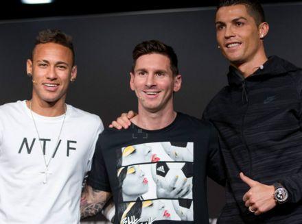 约基奇本赛季投篮命中率60%三分命中率40%，历史首人（约基奇本季投篮命中60%、三分命中40%，史上第一人）