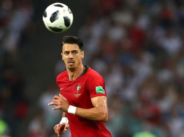 ESPN：布泽尔数据&履历出众 但他身体天赋有差距 篮下终结有问题（ESPN：布泽尔数据与履历亮眼，但身体素质存在差距，篮下终结堪忧）